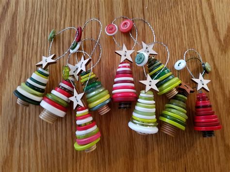 crafts made with buttons