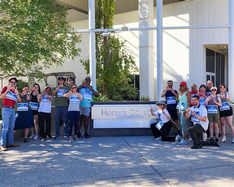 UNLV Honors College (@unlvhonors) • Instagram photos and videos