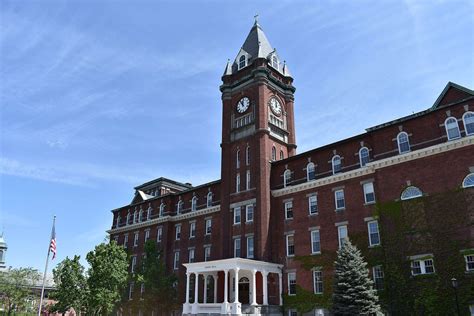 MIT Early Action Acceptance Rates | Class of 2030