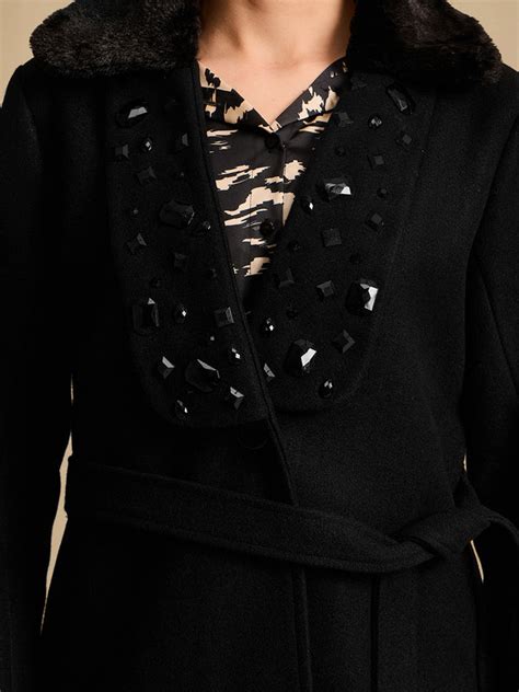 Overcoat With Lapel Embellishment – KAZO