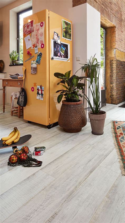 Summer Maple Laminate Flooring