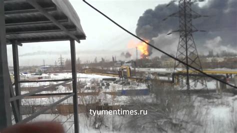 Момент взрыва на заводе в Омске - YouTube
