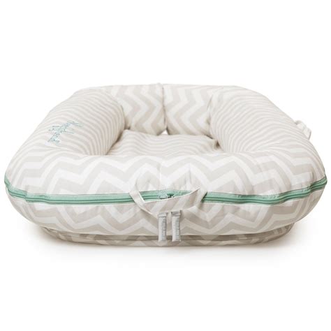 Sleepyhead Deluxe Portable Baby Pod, Chevron, 0-8 months