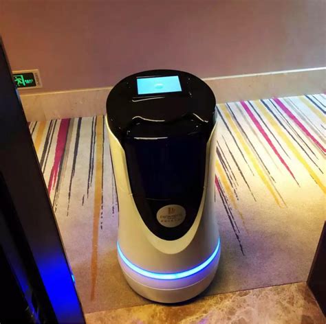 酒店智能机器人对酒店来说意味着什么？听听业内人士怎么说_服务