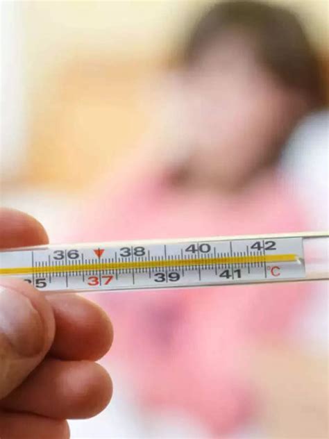 World Pneumonia Day 2022| Pneumonia Symptoms, Causes, Treatment, and ...