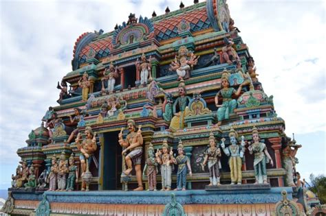 2021马里安曼印度庙游玩攻略,看到一座满是色彩鲜艳浮雕的...【去哪儿攻略】