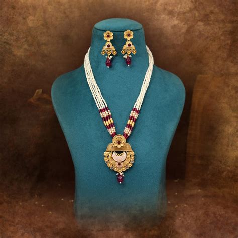 Rani Color Meena Work Matte Gold Rajwadi Temple Necklace Set ...
