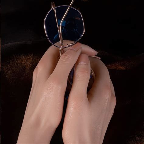 ZHY Realistic Silicone Female Hand Model Fake Hand India | Ubuy