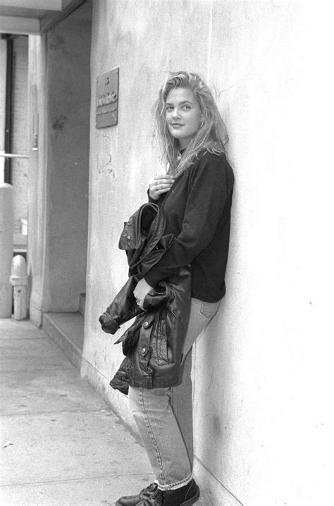 Drew Barrymore, 1990. : OldSchoolCelebs