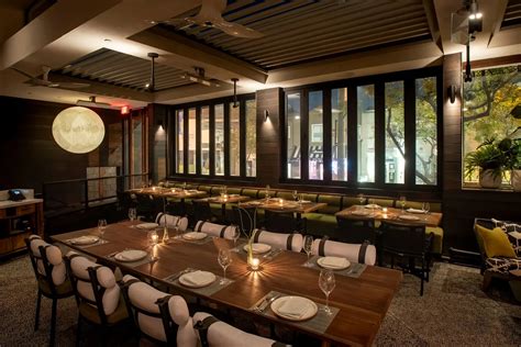 Wood Restaurant Tables – WD Walls