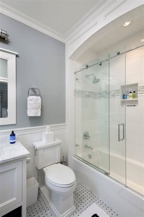 Bathroom Conundrum: A Shower Curtain or a Shower Door?