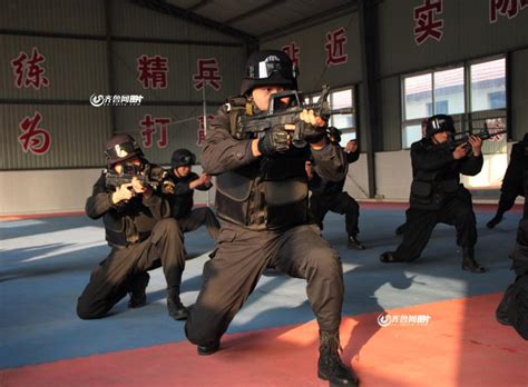 安徽三地特警在滁州进行跨区调警增援拉动演练 - 24H - 安徽财经网