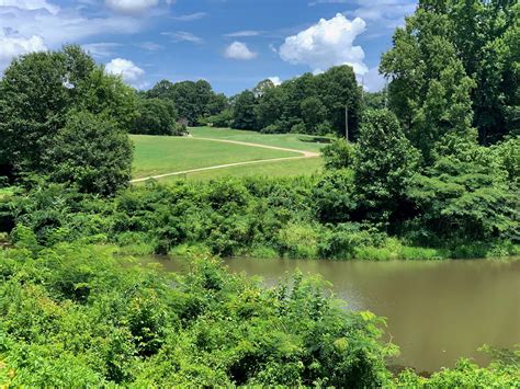 Always Time for 9 – Discover 9-hole gems on America's highways and byways