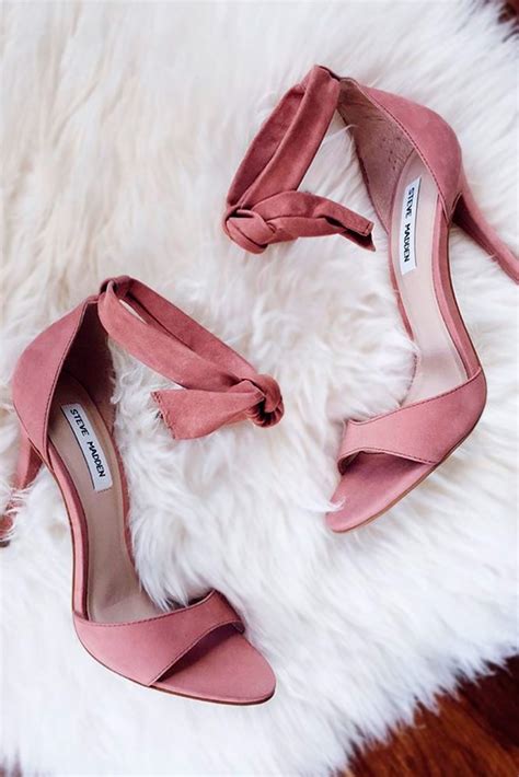 Pink Shoes 的图像结果