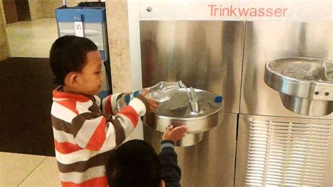 Singapore On Budget: 6 Easy Tips To Travel To Merlion's Land In 2026