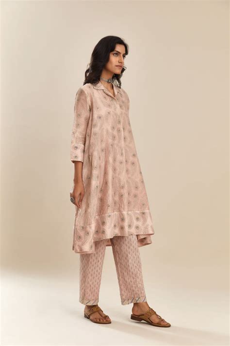 Pink hand block printed silk chanderi A-line short shirt kurta with si ...