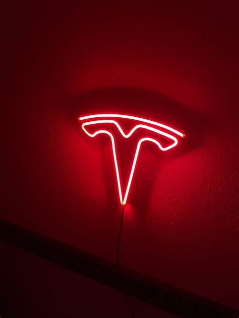 Tesla Sign 的图像结果
