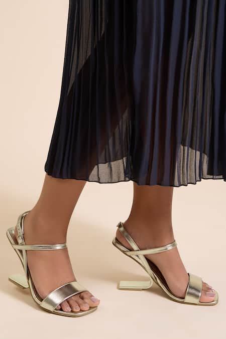 Buy Gold Fondi Metallic Finish Heels by SKO Online at Aza Fashions.