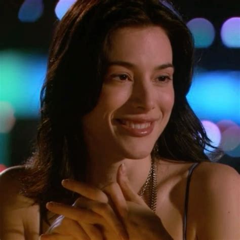 Lila West | Atrizes, Estética, Grande coração