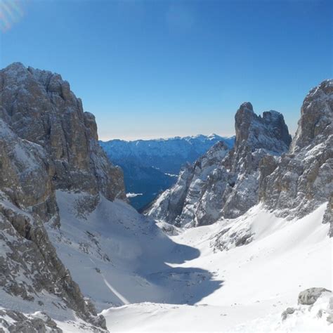 Pale plateau and descent down the Val di Roda - PRIMIERO SAN MARTINO DI CAS