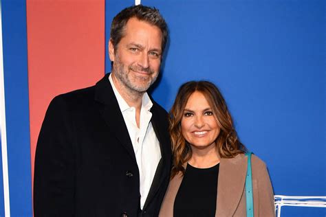 Mariska Hargitay & Peter Hermann Knew Marriage Was "Going to Be Good"