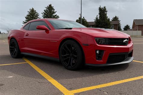 Nobody Wants This Low Mileage 2013 Chevrolet Camaro ZL1 - autoevolution