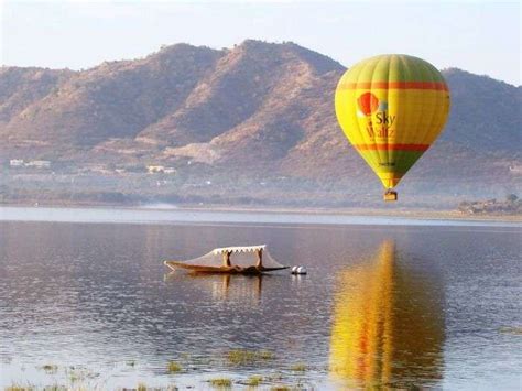 25 Most Amazing Places To Propose On Valentine's Day In 2026!