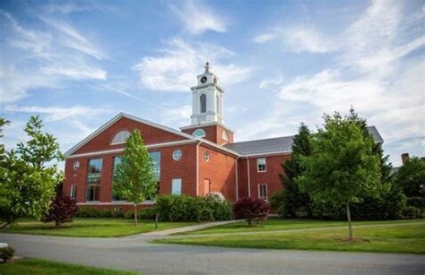 Final Classes and Exams - Bentley University