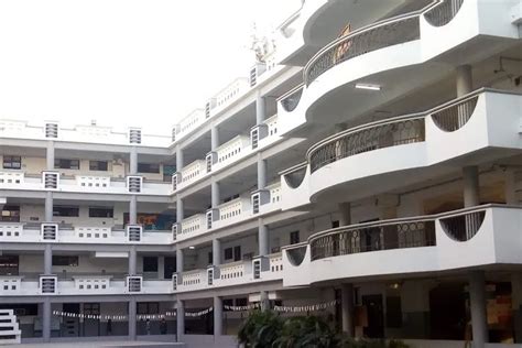 Manav Rachna International Institute of Research and Studies, Faculty ...