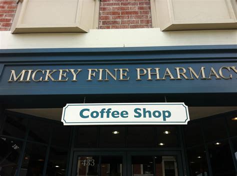 MICKEY FINE PHARMACY & GRILL, Beverly Hills - 433 N Roxbury Dr, Beverly ...