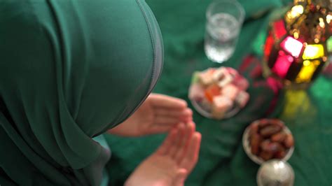 What Are Some Key Benefits of Ramadan? - The Muslim Vibe