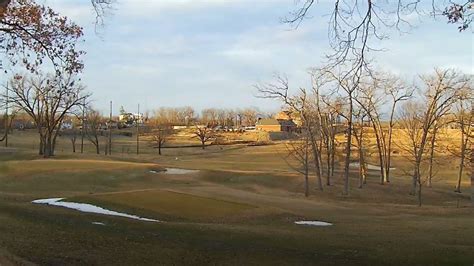 Cedar Rapids Country Club presents public rezoning plan for tennis ...