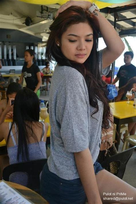 Intense amateur WMAF action with a sexy Pinay MILF