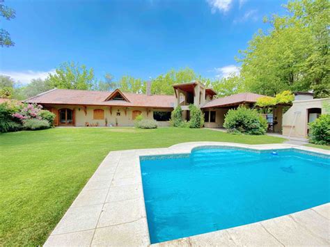 Mendoza Vacation Rentals | Airbnb
