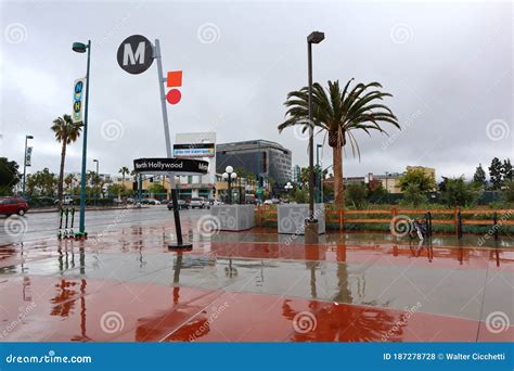 North Hollywood Red Line Metro Station - Los Angeles, California ...