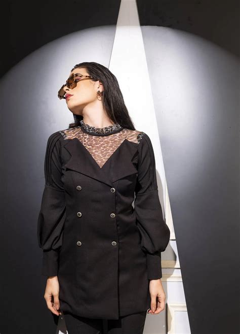 Dazzling dark co-ord set – The Ambition Collective