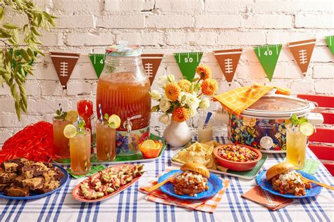 The Best Tailgate Menus to Kick Off Football Season