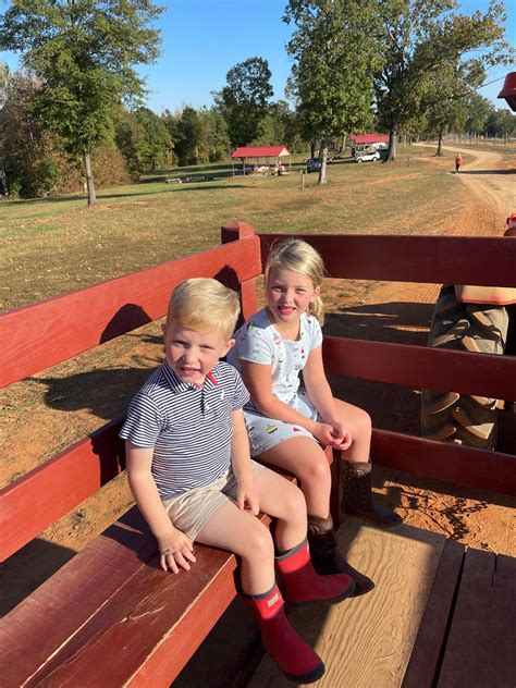 Classic Annie.: Hall Family Farm