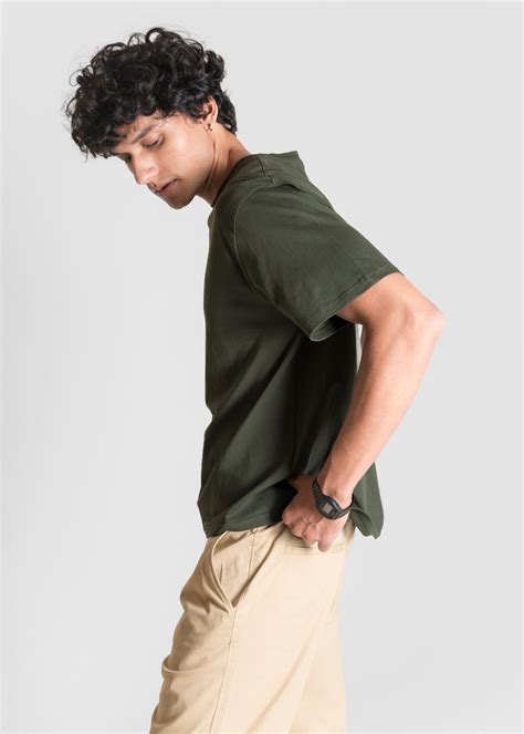 Stretch Box Fit Tee – Desi Minimals