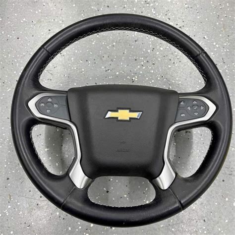 Steering Wheels – OBS TRUCK PARTS