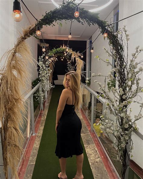 Ester Silva (@esster.silva) • Instagram photos and videos