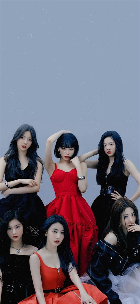 LE SSERAFIM (르세라핌) WALLPAPER | Celebridades, Celebridades femeninas ...