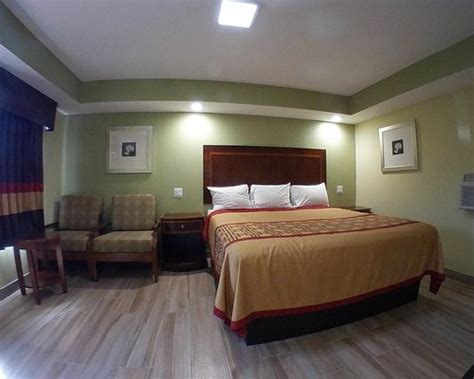 TRAVEL INN OF RIVIERA BEACH (Florida) - Hotel Reviews, Photos, Rate ...