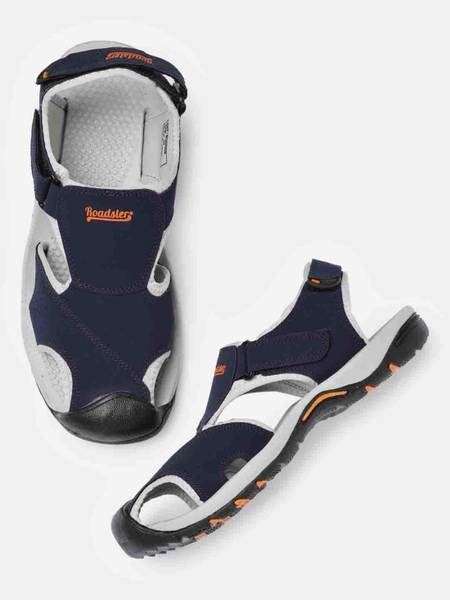 Roadster Men Sports Sandals - Price History