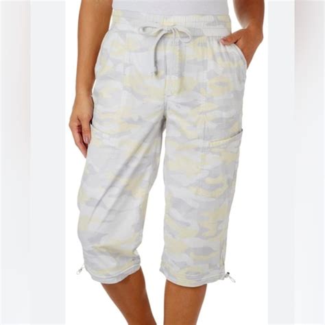 Democracy Linen Capri Pants for Women | Mercari