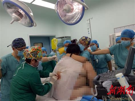 为280斤产妇剖宫产，他们拼尽了全力 - 医声医事 - 新湖南