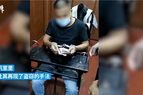 蚌埠一男子街头盗窃被抓 审讯室里还原盗窃手法_凤凰网视频_凤凰网
