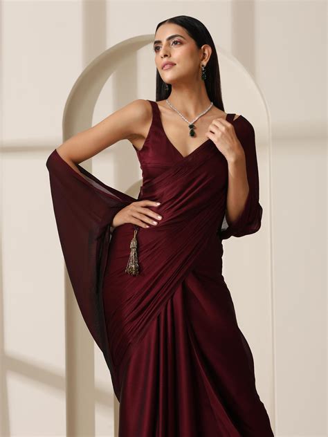 Buy Noel Dual Shade Butter Chiffon Saree with Self Blouse Fabric Online