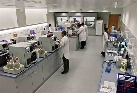 Textile Testing Laboratory 的图像结果
