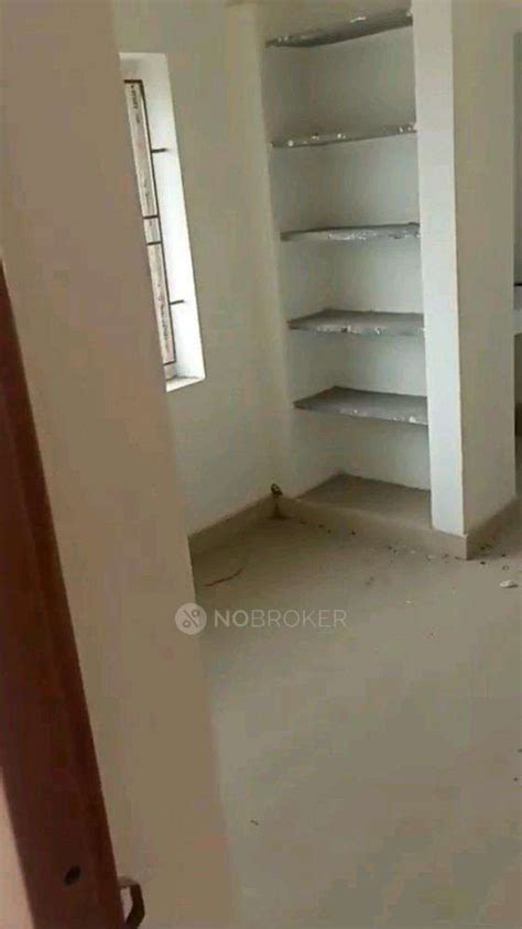 Guduvanchery opposite to zoho Thailavaram Bus Stop Rent - WITHOUT ...